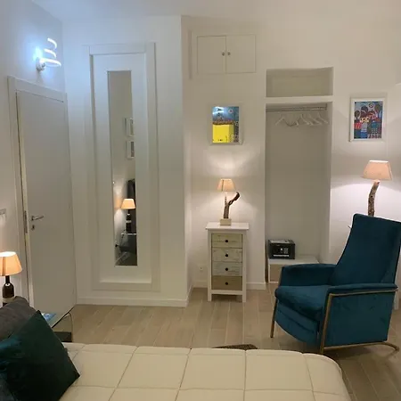 Le Dimore Del Gufo And فندق مبيت وإفطار 3*