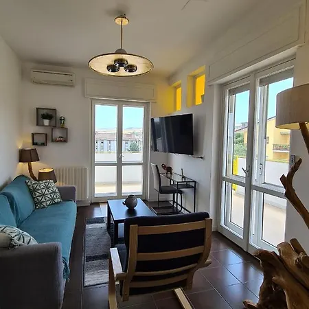 Le Dimore Del Gufo And فندق مبيت وإفطار 3*