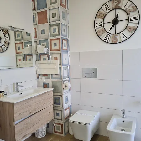Le Dimore Del Gufo And Bed and breakfast Venosa